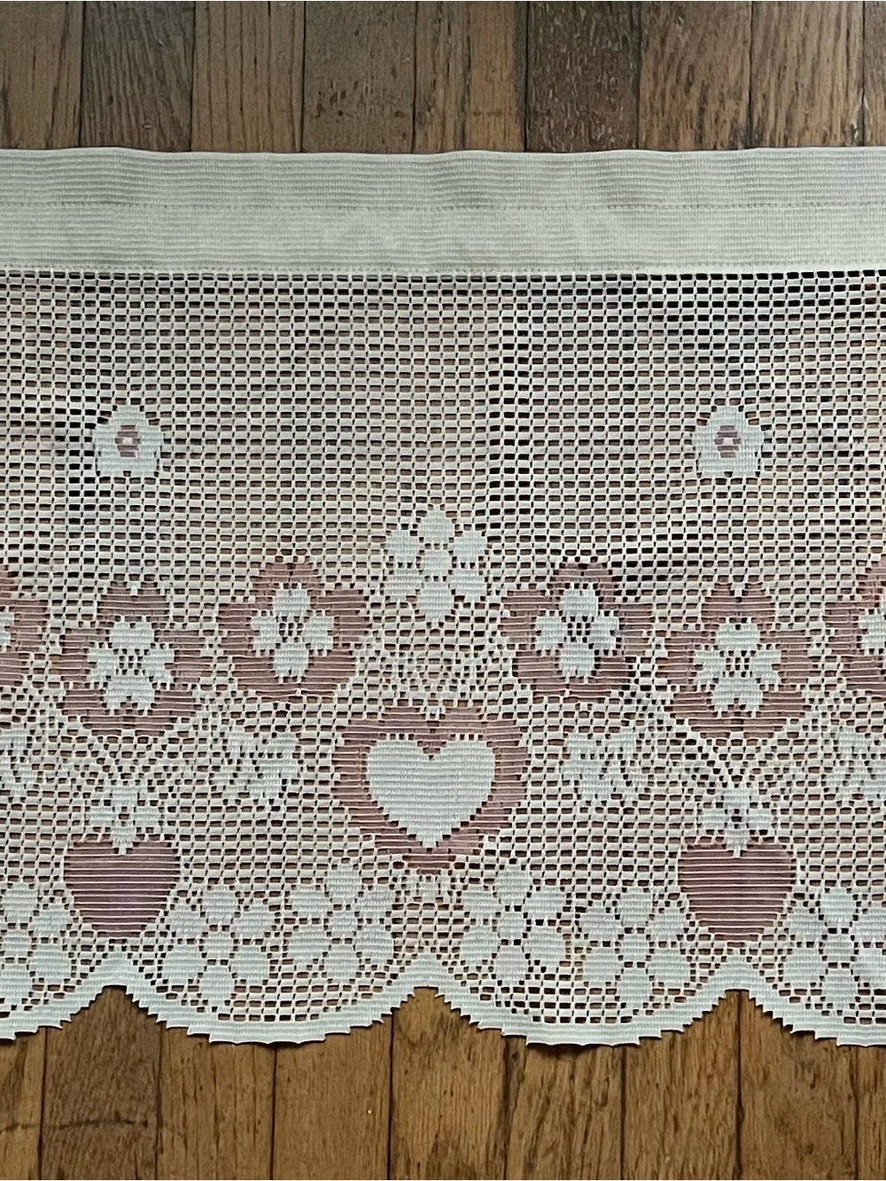 Lace Valance with Heart and Floral Pattern in Ivory and Dusty Rose